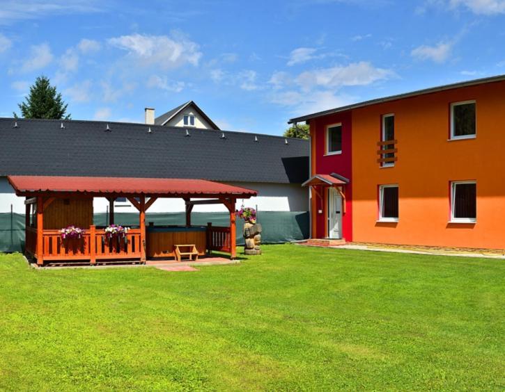 Privat Monika Hotel Liptovsky Mikulas Luaran gambar
